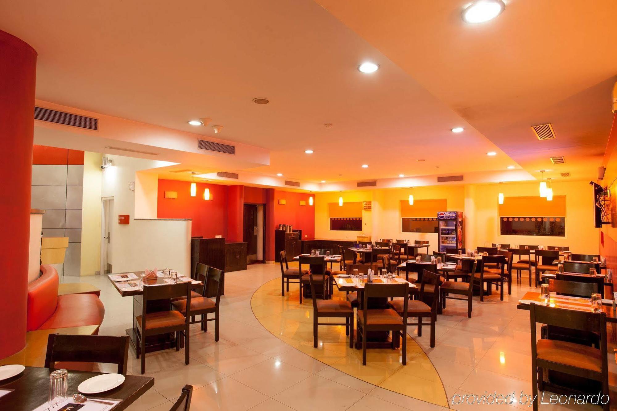 Ginger Nashik Hotel Eksteriør billede